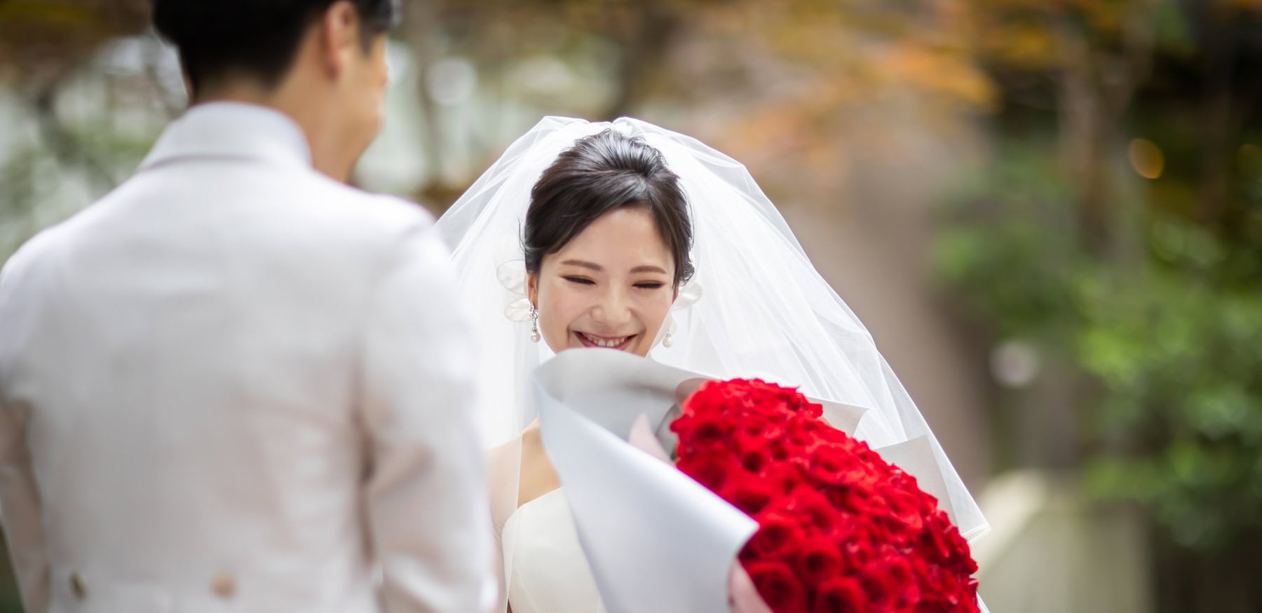 感謝の気持ちを込めて相手へ贈るサプライズ演出 | 八芳園 公式サイト